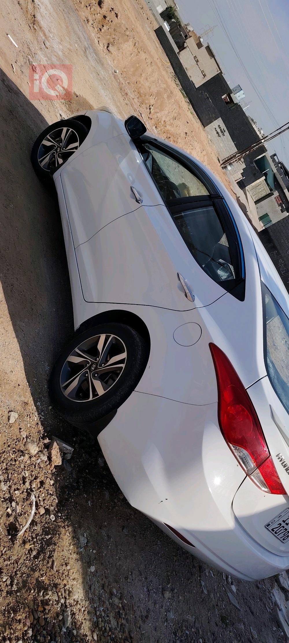 هيونداي النترا